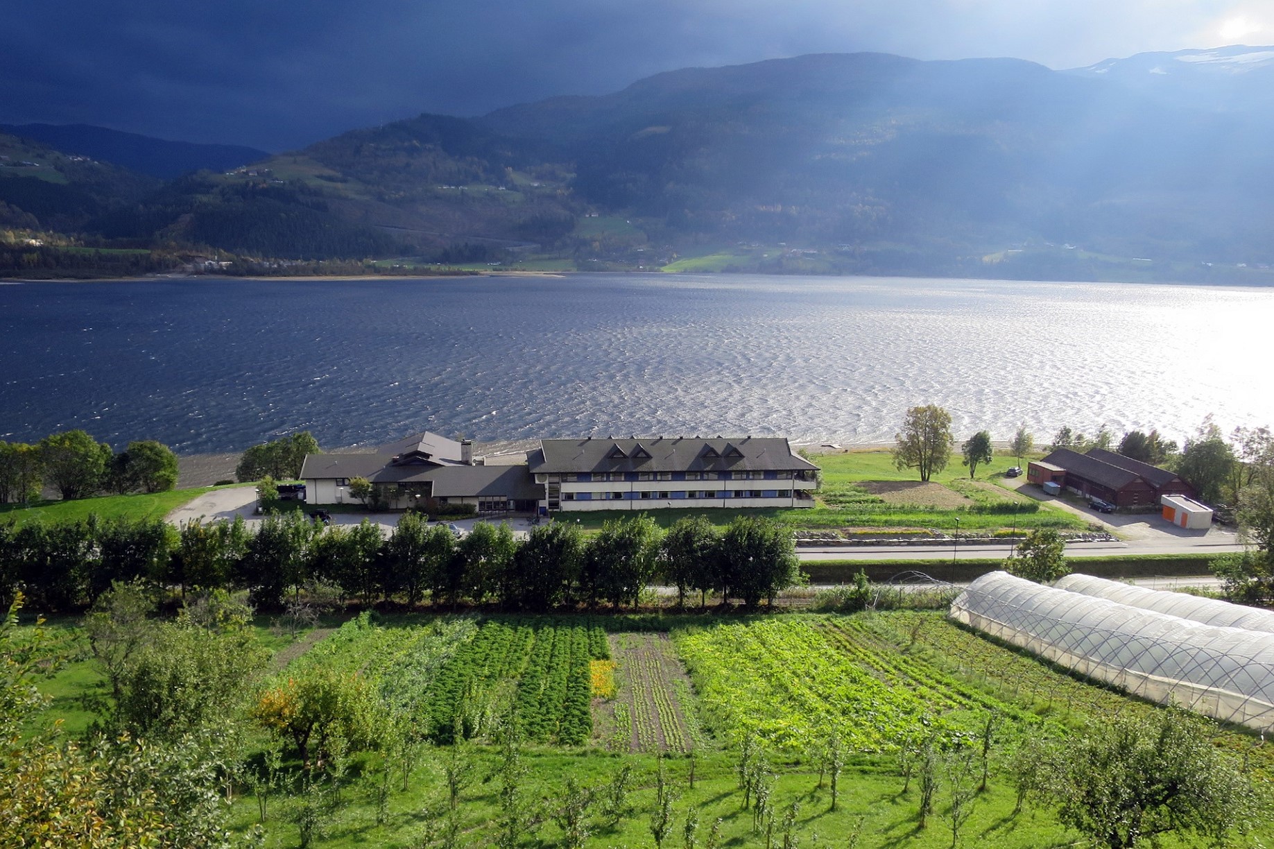 Voss Vandrarheim sett frå finnegarden på Voss