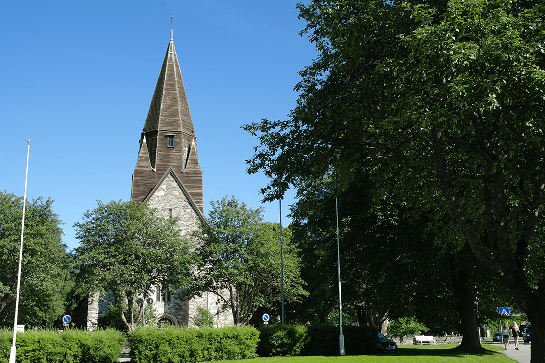 Vangskyrkja om sommaren