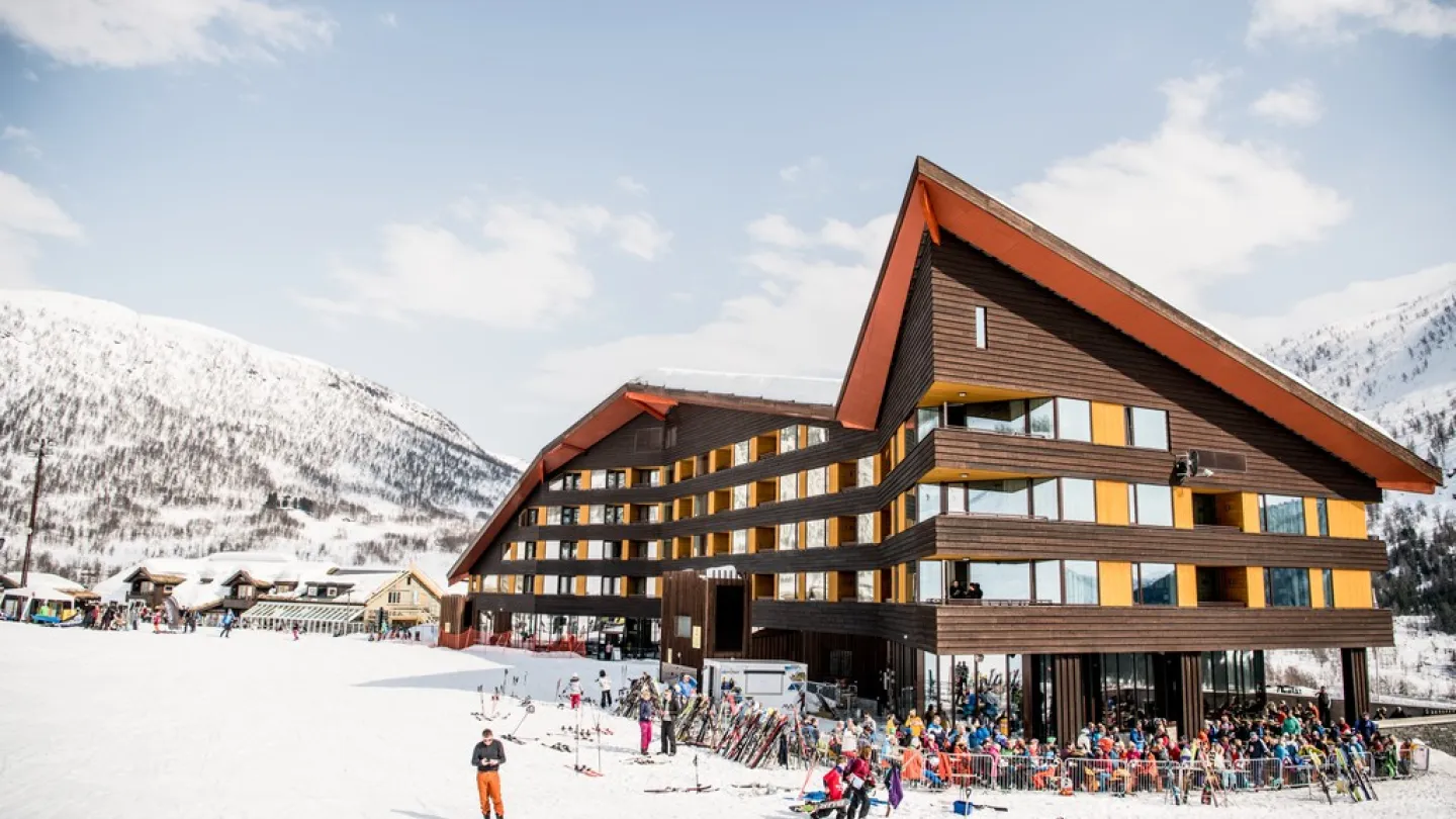 Myrkdalen hotel i vinterlandskap